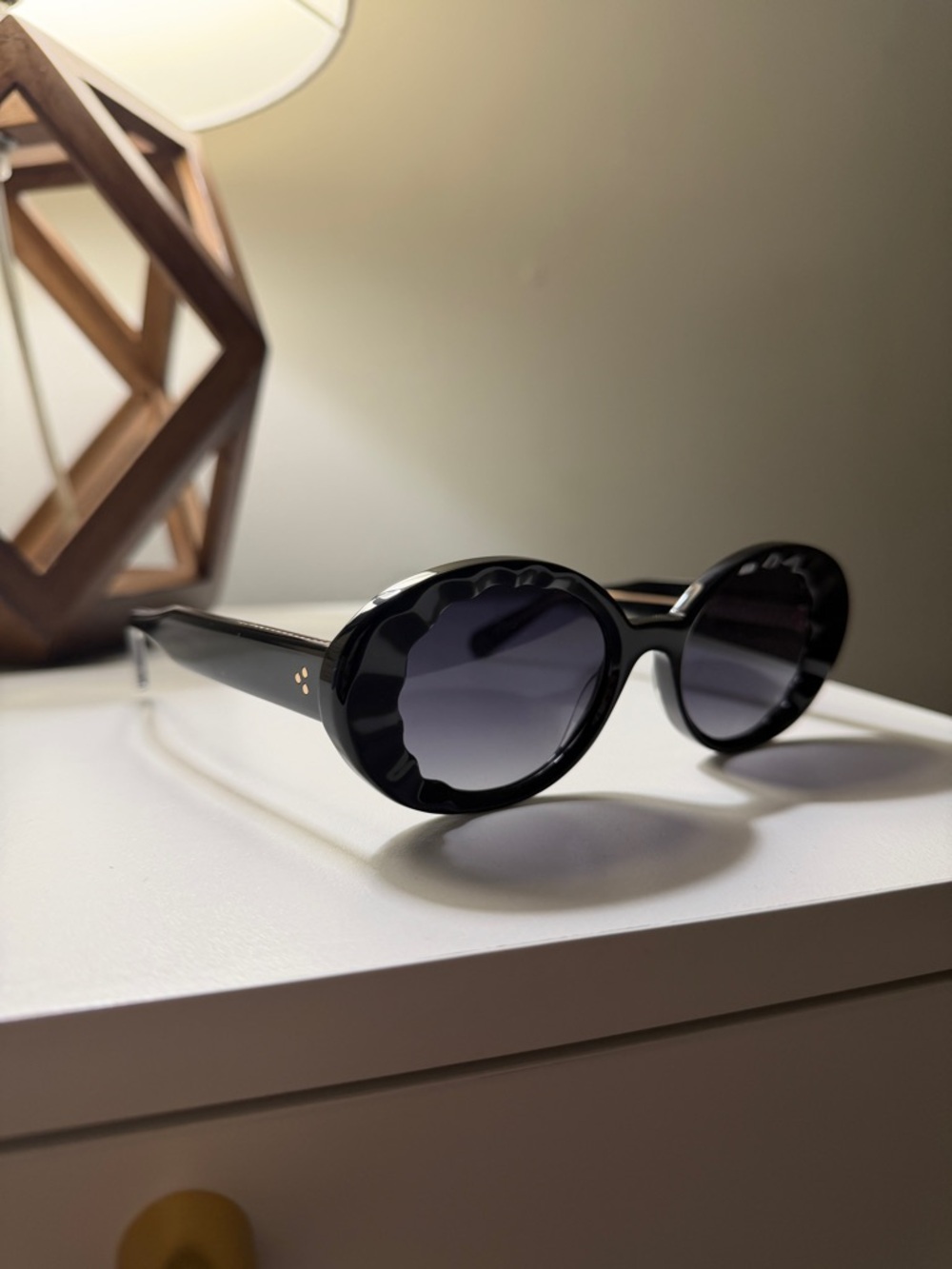 KREWE Black Oval Sunglasses - Picture 3 of 8